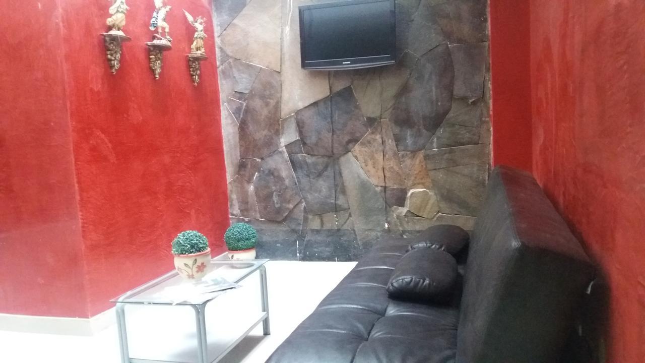 Hotel Saint Thomas Кито Экстерьер фото