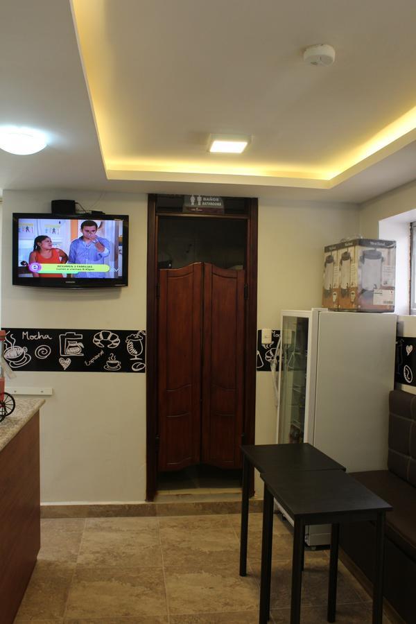 Hotel Saint Thomas Кито Экстерьер фото
