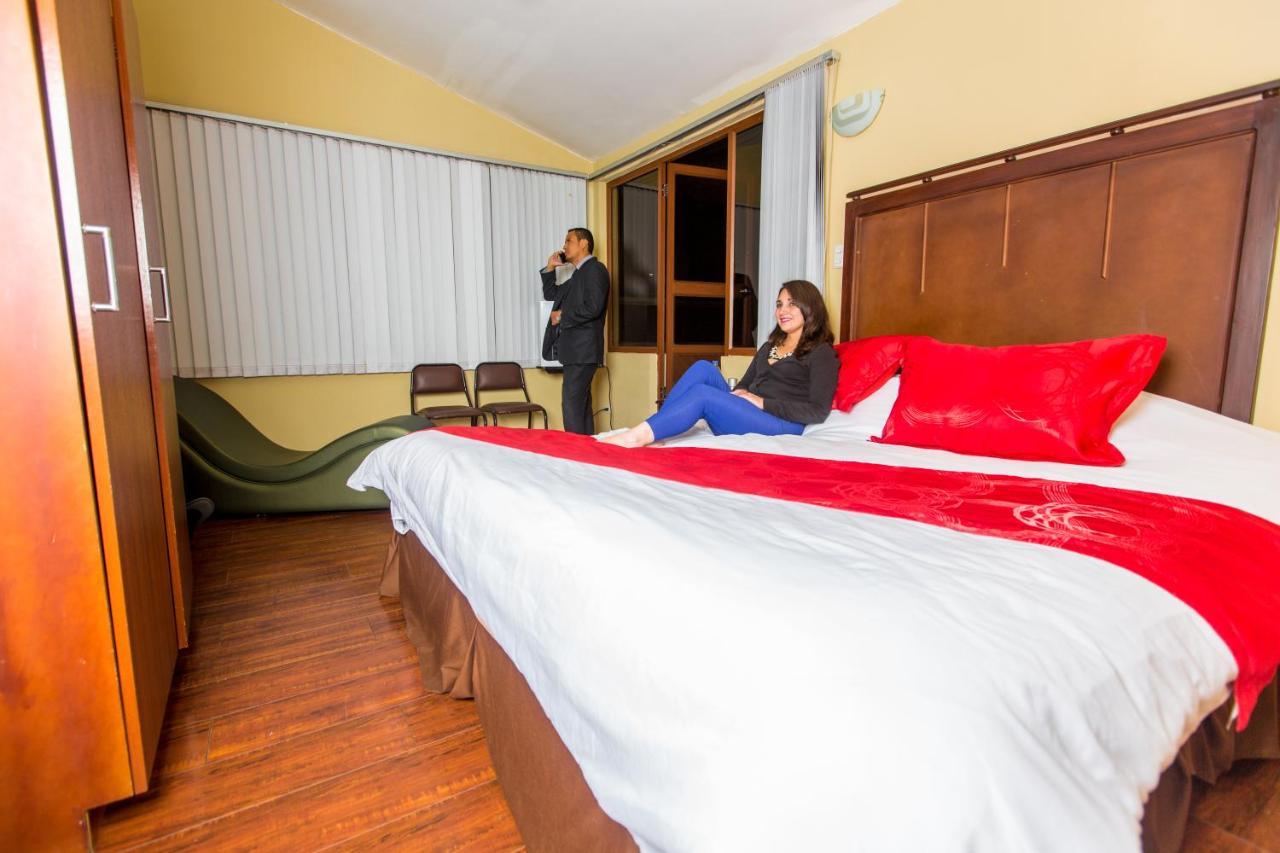 Hotel Saint Thomas Кито Экстерьер фото